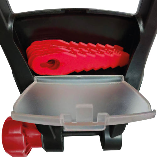 Compartiment integrat pentru lame în mâner