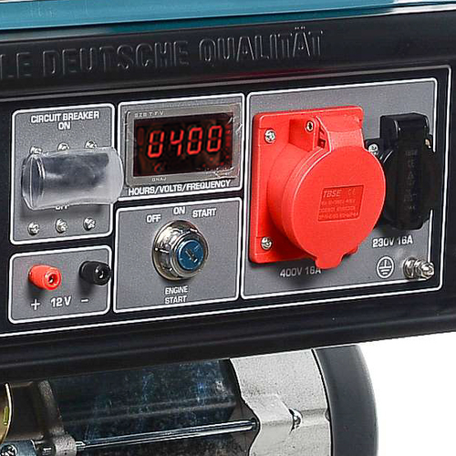 PANOU DE CONTROL ERGONOMIC, AMPLASAT CONVENABIL, CU PORNIRE ELECTRICĂ